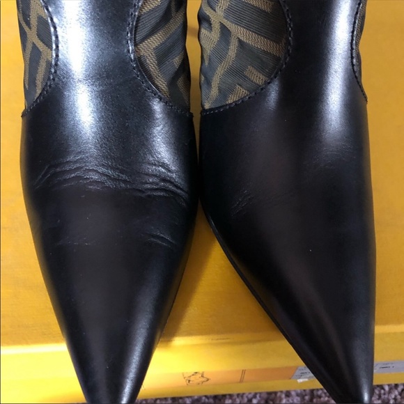 Authentic Fendi monogram full length zippered boot - Picture 8 of 8
